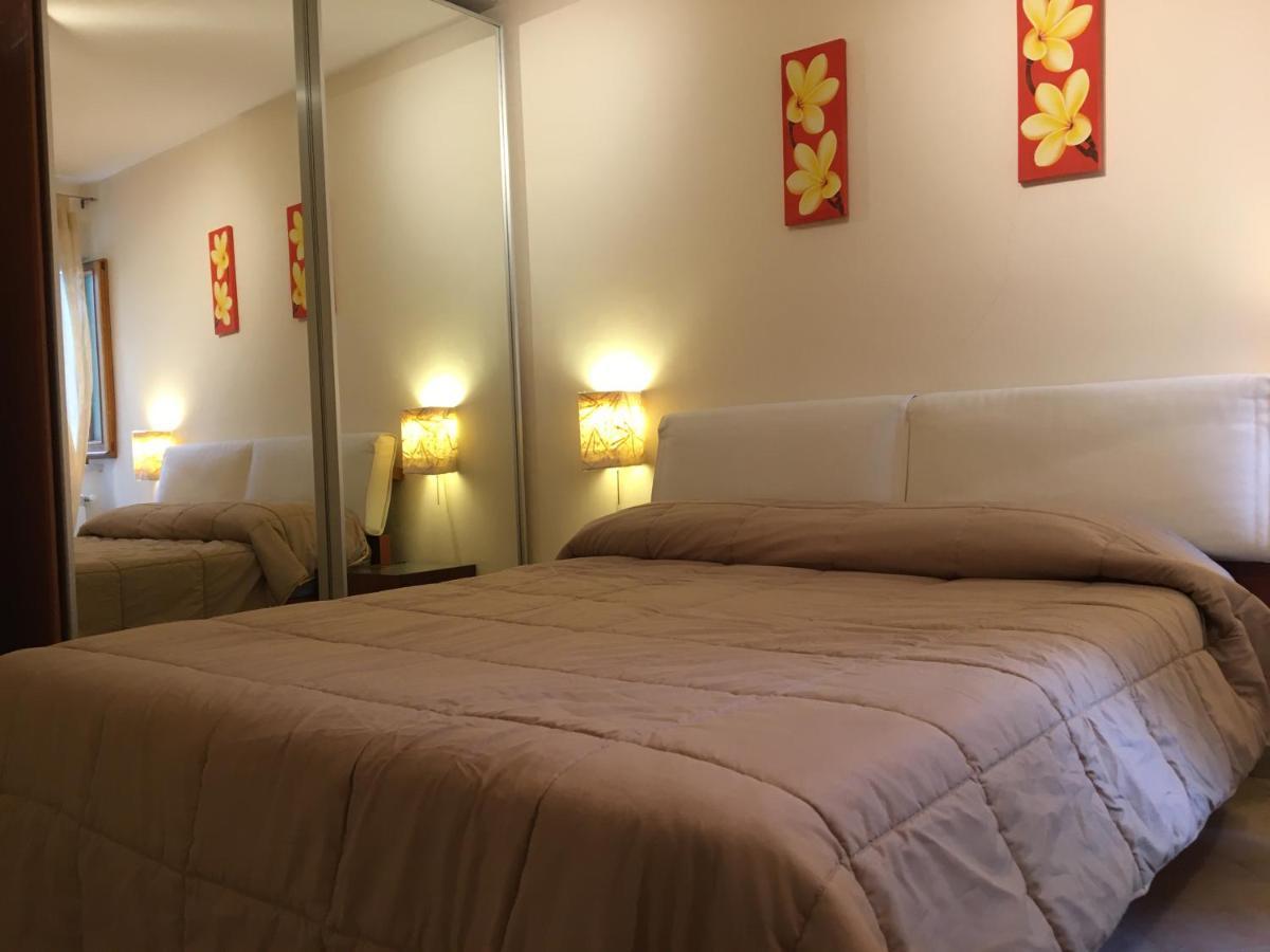 Beach Holiday Villa แตร์ราชินา ภายนอก รูปภาพ
